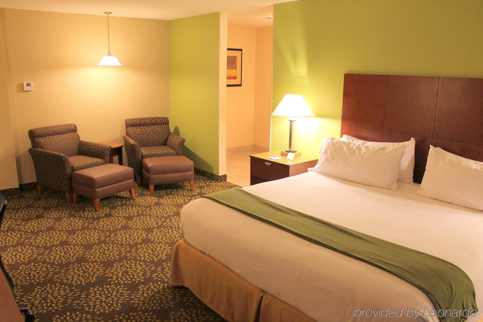 Holiday Inn Express Hotel & Suites Starkville, An Ihg Hotel Exteriér fotografie